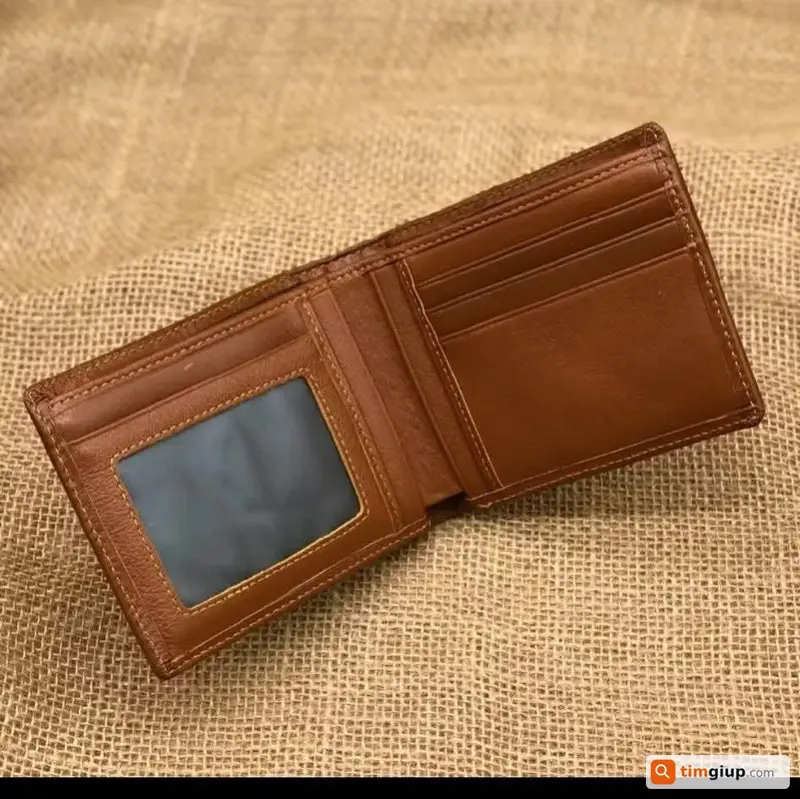 Tìm ví da bò đánh rơi trên Đại lộ Thăng Long - Hà Nội