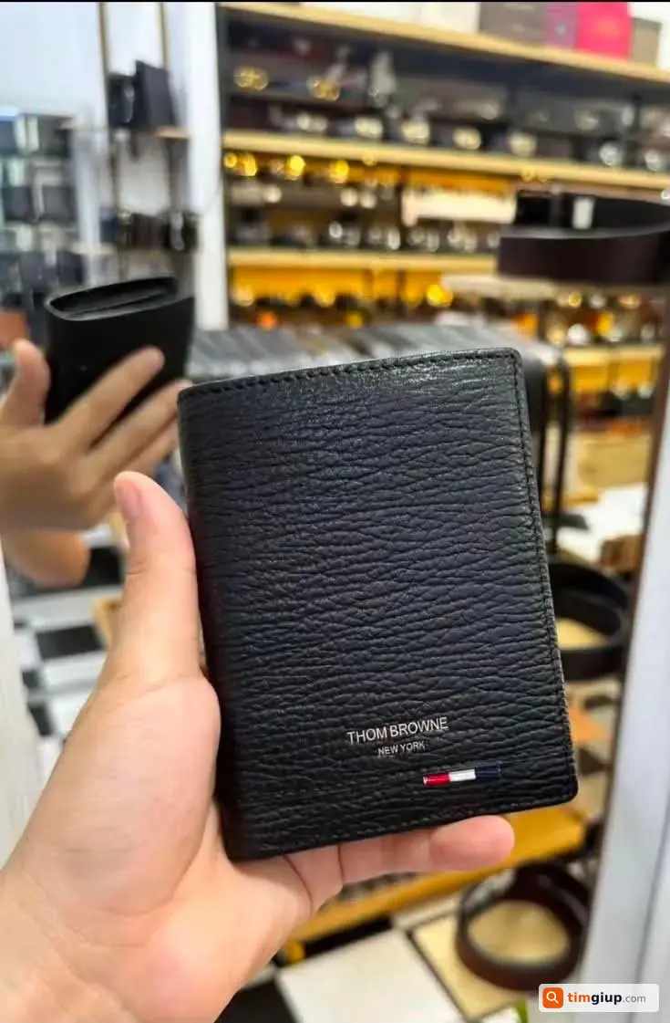 Tìm Ví Giấy Tờ Mang Tên Lê Hồng Anh Tại Hòa Cường, Đà Nẵng