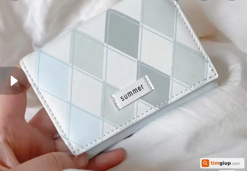 Tìm ví giấy tờ của Nguyễn Thị Lan Anh tại Đà Nẵng