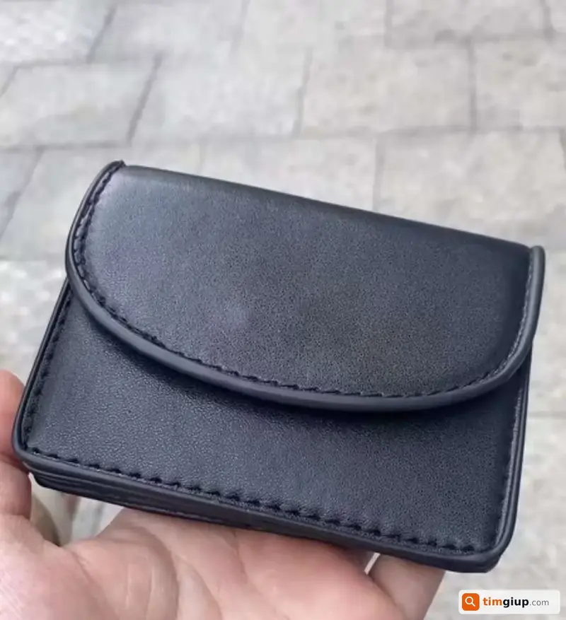 Tìm ví màu đen tên Phan Nguyễn Như Yến tại TP. Huế