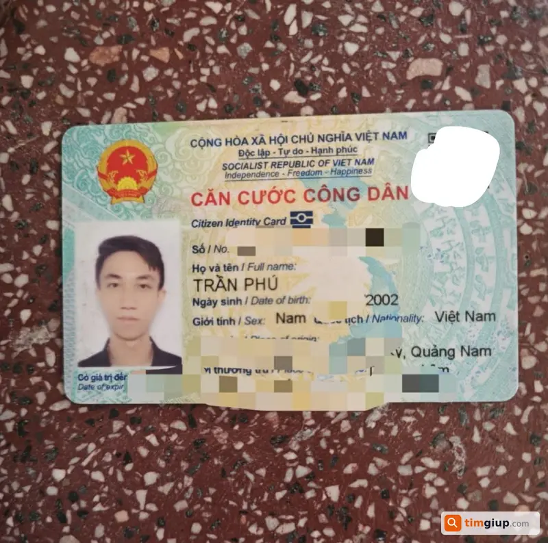 Tìm ví và giấy tờ tên Trần Phú tại Hòa Khánh, Đà Nẵng