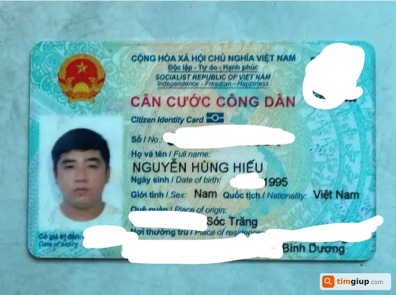Tìm ví chứa giấy tờ tùy thân của Nguyễn Hùng Hiếu tại Thủ Đức