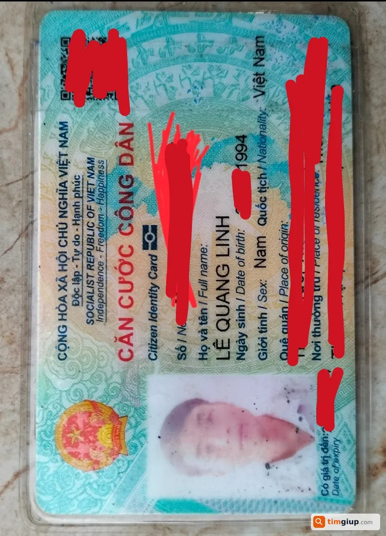 Tìm ví màu đen của anh Lê Quang Linh (1994) tại TP.HCM