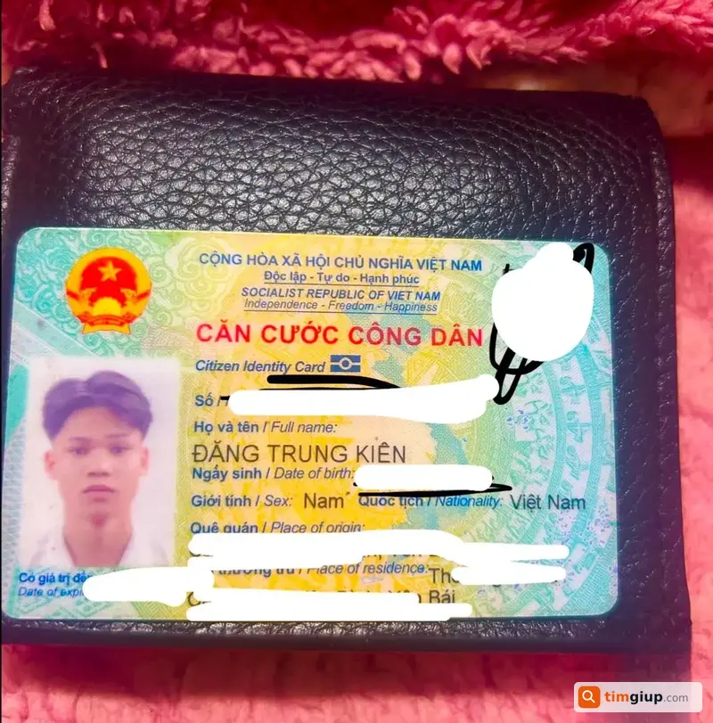 Tìm Ví Giấy Tờ Mang Tên Đặng Trung Kiên Rơi Ở Đông Anh, Hà Nội