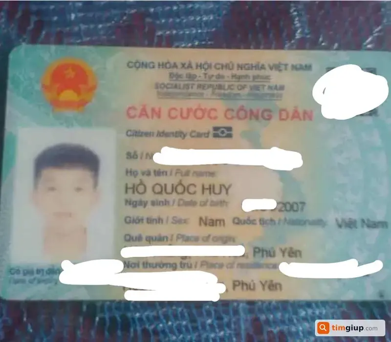 Tìm ví chứa giấy tờ tùy thân của Hồ Quốc Huy tại TP. Tuy Hòa, Phú Yên
