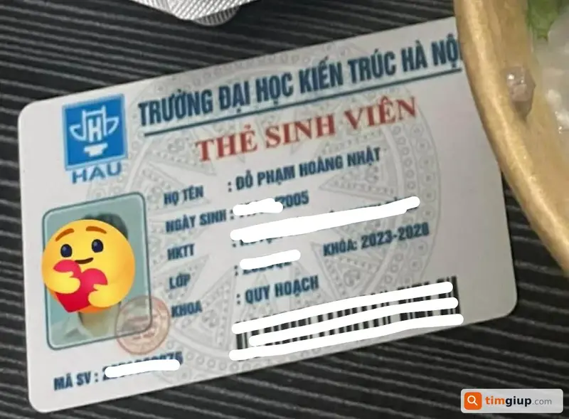 Tìm ví Gucci đánh rơi tại khu vực Hà Đông, Hà Nội