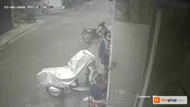 Tìm xe máy xám đen biển 19AA-59413 khu Hồng Hà, Ba Đình, Hà Nội