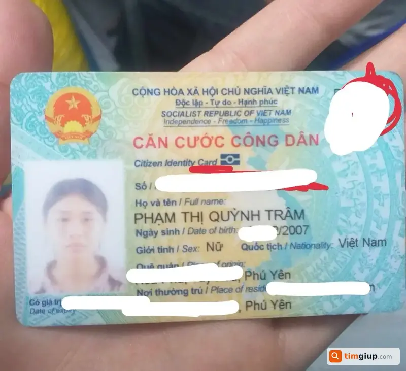 Tìm Ví Giấy Tờ Mang Tên Phạm Thị Quỳnh Trâm Rơi Ở Bình Dương