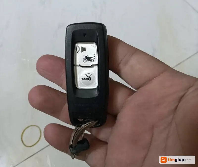Tìm Chìa Khóa Smartkey Xe Máy Màu Đen Rơi Từ Hà Nội Đến Việt Yên