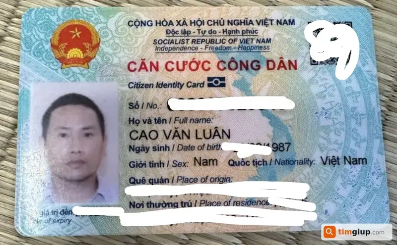 Tìm ví màu nâu đánh rơi tại khu vực Văn Khê, Hà Nội