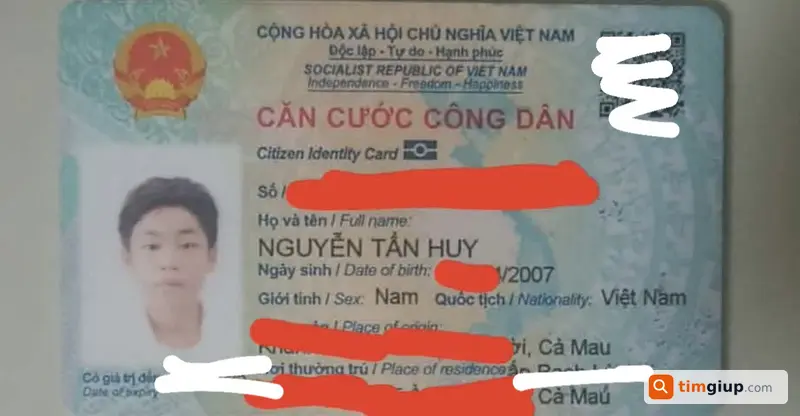 Tìm ví da đen chứa CCCD, thẻ ngân hàng tại TP Hồ Chí Minh