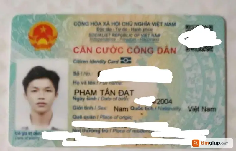 Tìm ví/bóp đánh rơi tên Phạm Tấn Đạt tại TP.HCM