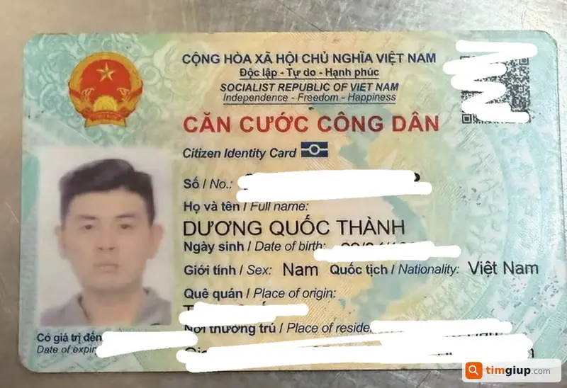 Tìm ví tiền và giấy tờ tùy thân tên Dương Quốc Thành tại TP.HCM