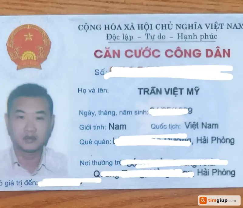 Tìm ví màu nâu thất lạc tại Hải Phòng - Tên Trần Việt Mỹ