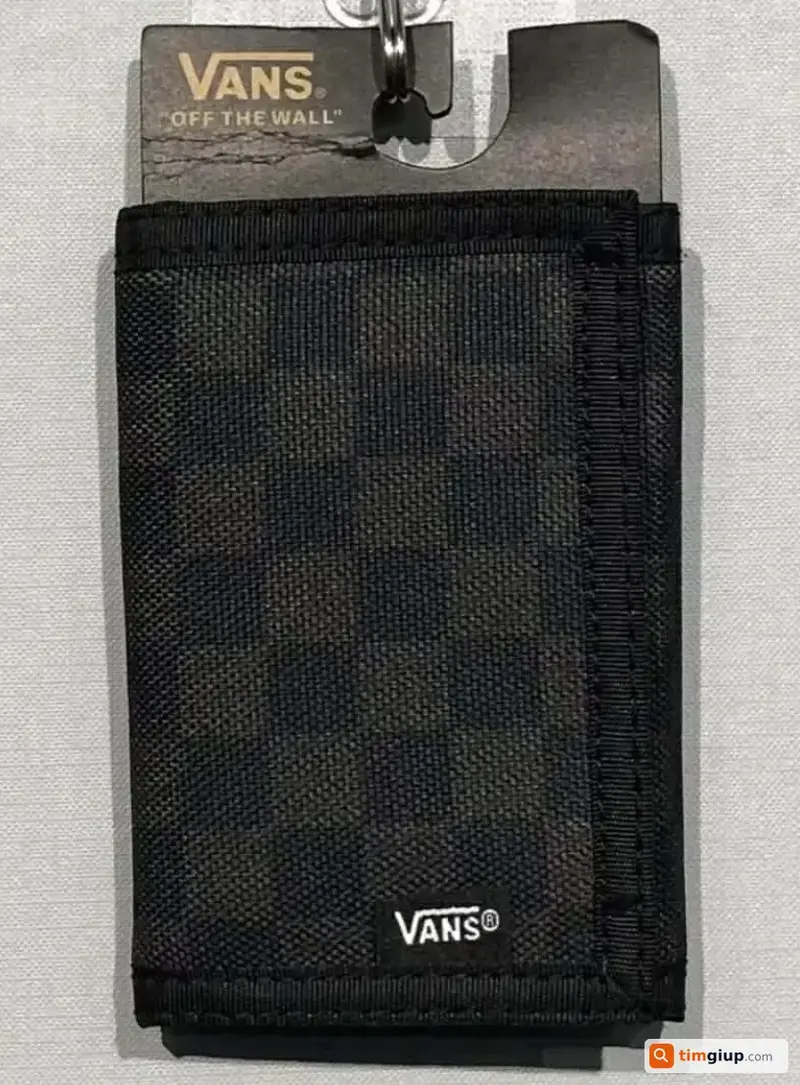 Tìm ví Vans đánh rơi tại TP. Hồ Chí Minh - Tên Dương Chí Vỹ