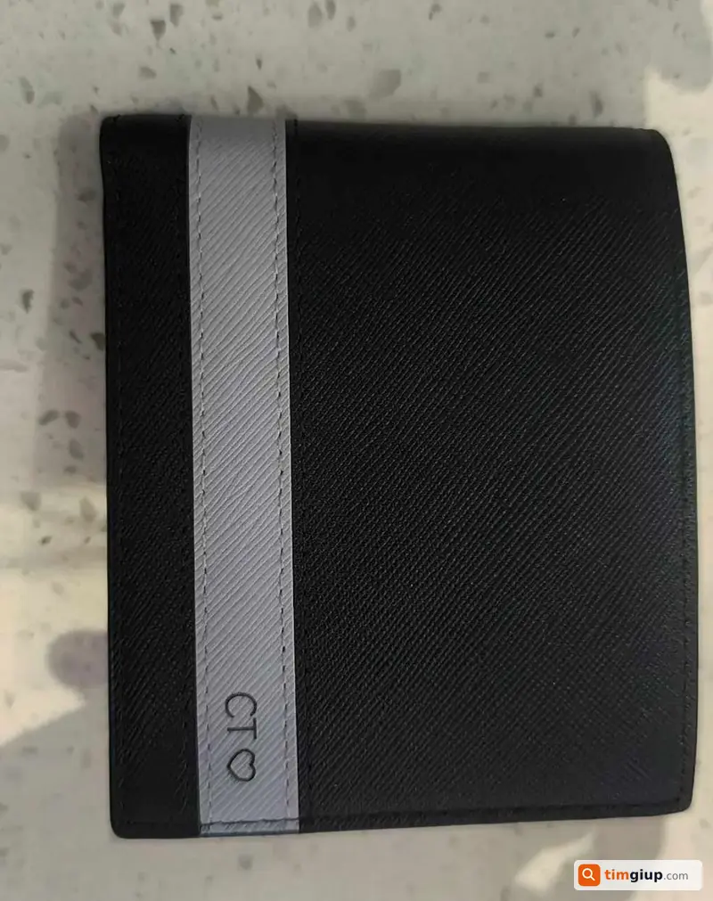 Tìm ví nam màu đen rơi tại Quy Nhơn