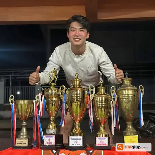 Tìm giấy tờ và ví bị rơi