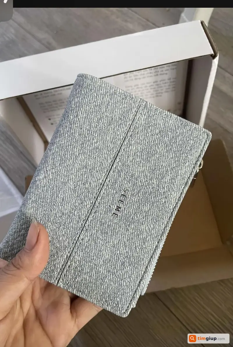 Tìm ví màu xanh tại Lê Hồng Phong, Hải Phòng