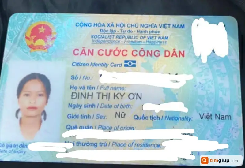 Tìm ví màu hồng của Đinh Thị Ky Ơn tại Đà Nẵng