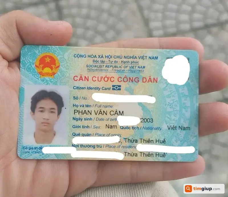 Tìm Ví Giấy Tờ Mang Tên Phan Văn Cảm Tại Đà Nẵng