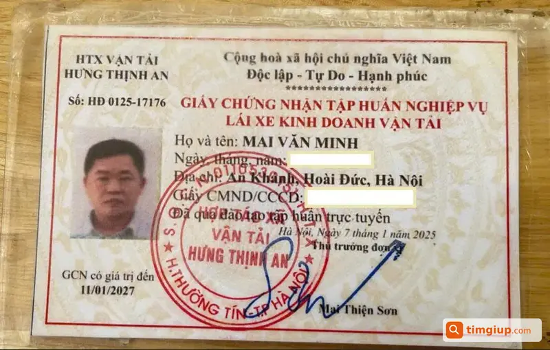 Tìm Giấy Chứng Nhận Đăng Ký Xe Ô Tô Và Giấy Chứng Nhận Tập Huấn Nghiệp Vụ Lái Xe Kinh Doanh Vận Tải