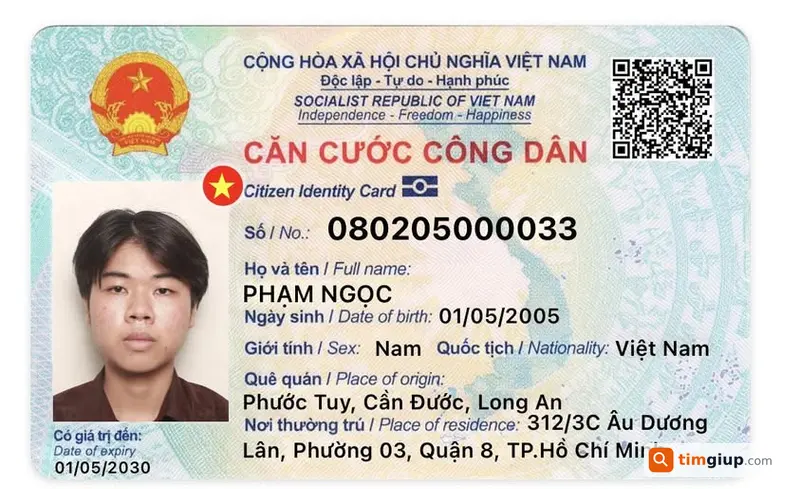 Tìm ví màu đen khắc tên Phạm Ngọc thất lạc tại TP.HCM