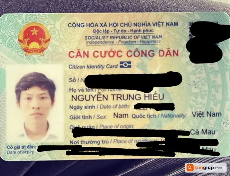 Tìm ví cùng giấy tờ tên Nguyễn Trung Hiếu rơi tại sân bay Trung Quốc