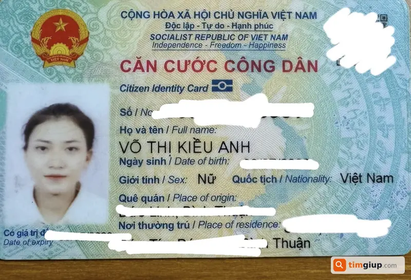 Tìm Giấy Tờ Và Túi Nâu Thất Lạc Tại Bờ Kè Lộc An, Phước Hải