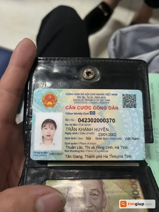 Nhặt được đồ thất lạc tại khu vực không xác định ở Hà Nội