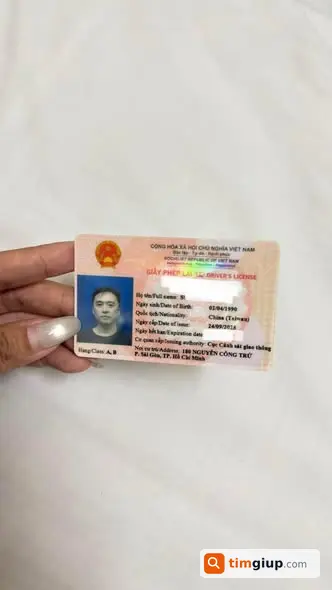 Nhặt được bóp có giấy tờ tại Hà Huy Giáp, An Phú Đông