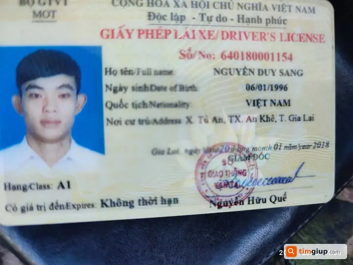 Mất ví đen chứa CCCD, GPLX tên Nguyễn Duy Sang tại Kbang