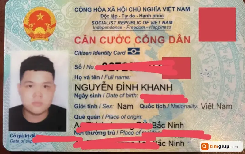 Tìm ví màu nâu chứa giấy tờ tên Nguyễn Đình Khanh tại TP.HCM