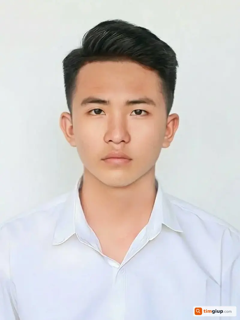 Tìm Ví Nam Màu Đen Cùng Giấy Tờ Rơi Gần Đại Học Thương Mại