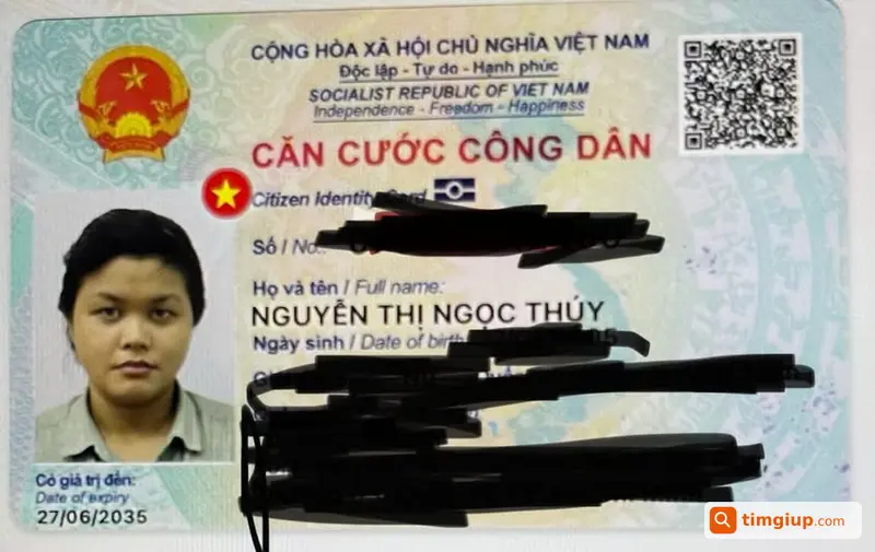 Bóp Có Tiền Và Giấy Tờ Tùy Thân Bị Thất Lạc, Xin Tìm Lại