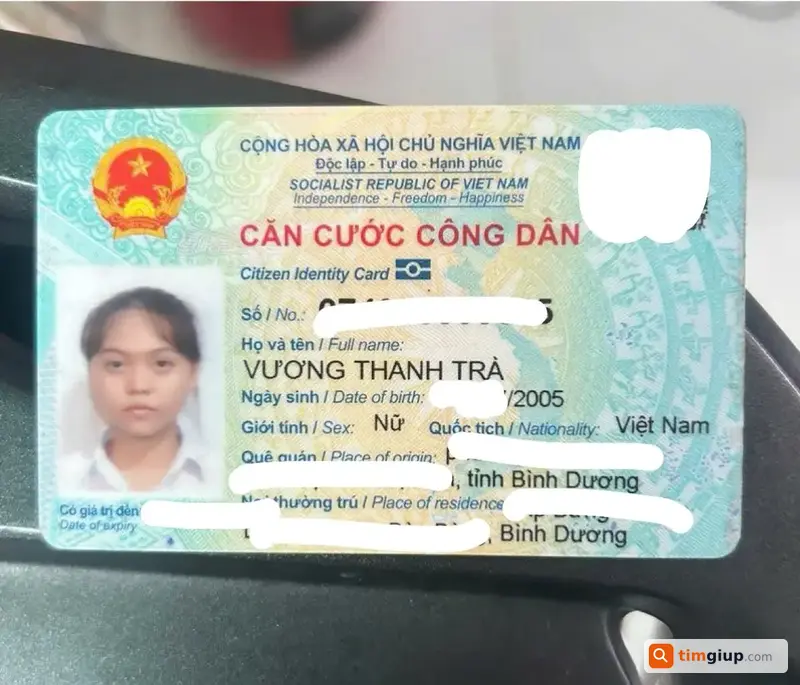 Tìm Giấy Tờ Tùy Thân Mang Tên Vương Thanh Trà Tại Bến Cát