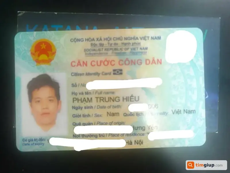 Tìm ví màu đen đánh rơi tại Quận Hai Bà Trưng, Hà Nội