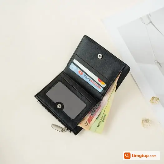 Bóp Tiền Đen Chứa Cccd Bị Đánh Rơi Trên Đường Lê Trọng Tấn
