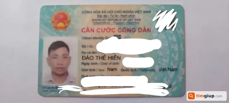 Tìm ví màu đen và giấy tờ tùy thân tên Đào Thế Hiển tại Quận 1, TP.HCM