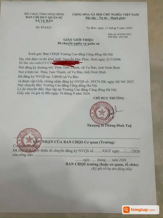 Đánh Rơi Túi Giấy Tờ Trên Đường Lê Quang Đạo Đến Ao Sen