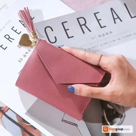 Tìm ví kèm giấy tờ mang tên Nguyễn Thị Như Quỳnh tại Hà Nội