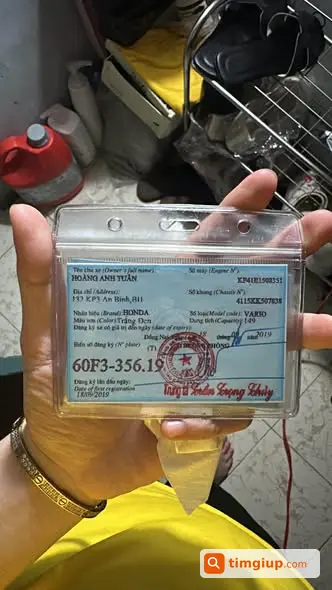 Hai Cà Vẹt Biển Số 60f3-35619 Và 60b7-42279 Bị Rơi