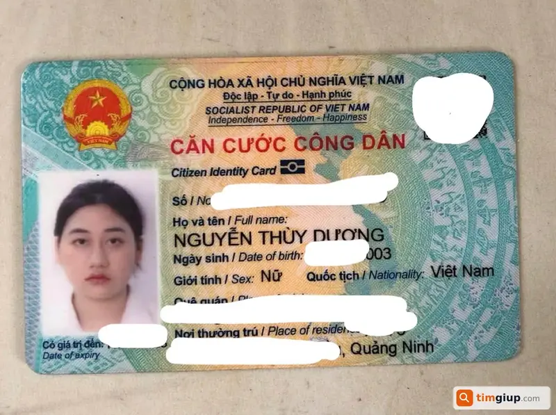 Tìm ví và giấy tờ tùy thân của Nguyễn Thuỳ Dương tại khu vực Giải Phóng, Hà Nội