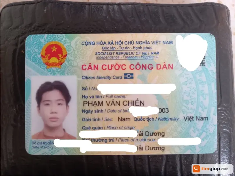 Tìm ví và giấy tờ tùy thân của anh Phạm Văn Chiến tại Mộc Châu, Sơn La