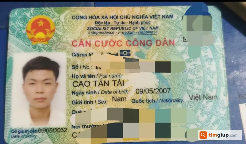 Mất ví đen chứa CCCD khu An Dương Vương – Kinh Dương Vương