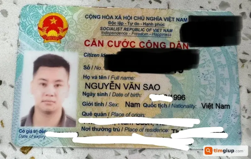 Tìm ví LV màu đen tên Nguyễn Văn Sao tại Hà Nội