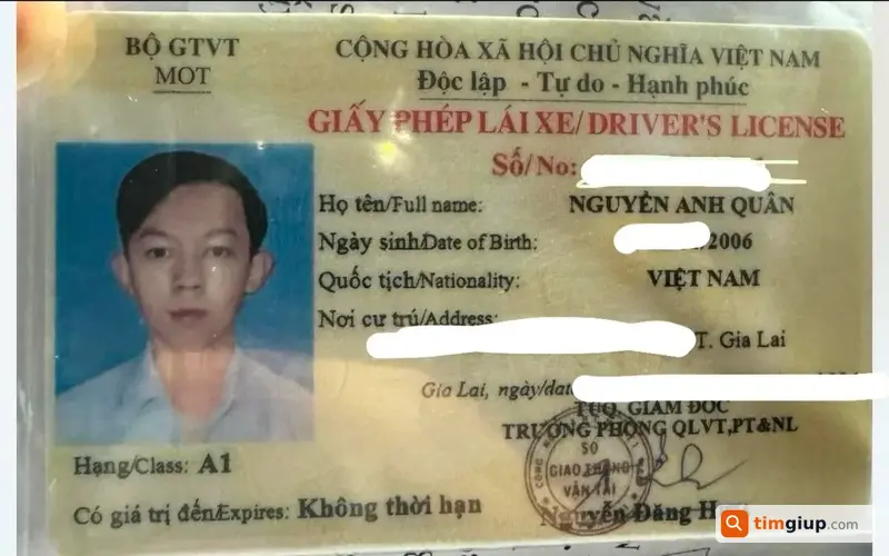 Tìm ví da kèm giấy tờ mang tên Nguyễn Anh Quân tại TP.HCM