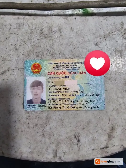 Nhặt ví đen rơi khu VSIP Hải Phòng chứa CCCD, GPLX Lê Thành Vinh