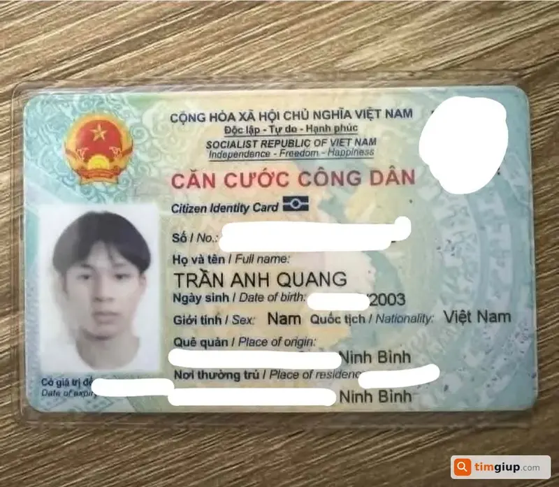 Tìm ví da màu nâu chứa giấy tờ của Trần Anh Quang tại Nam Từ Liêm, Hà Nội