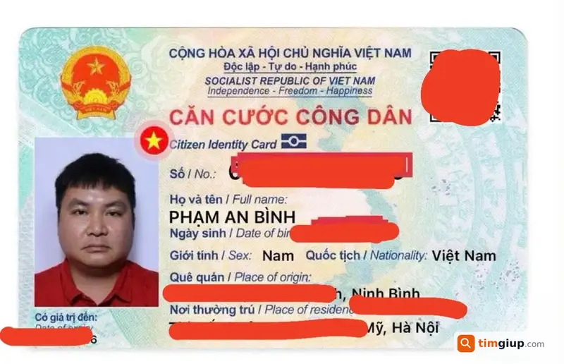 Tìm túi đeo chéo đen chứa giấy tờ Phạm An Bình tại Hà Đông
