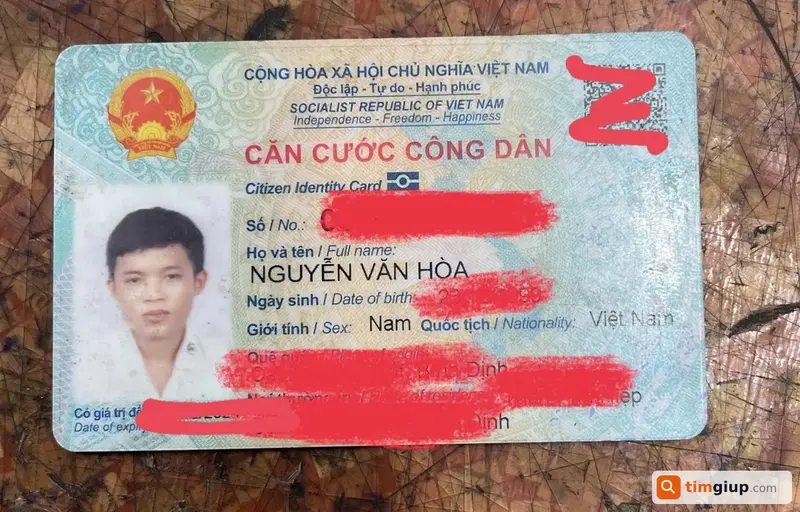 Tìm ví đánh rơi có giấy tờ tên Nguyễn Văn Hoà (1999) tại Biên Hòa, Đồng Nai